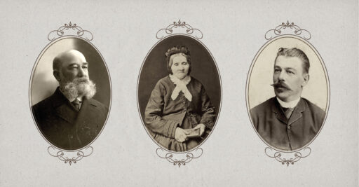 Trzy archiwalne fotograficzne portrety dwóch mężczyzn i kobiety w staromodnych strojach. Portrety umieszczone są w owalnych ramkach na jasnym tle.